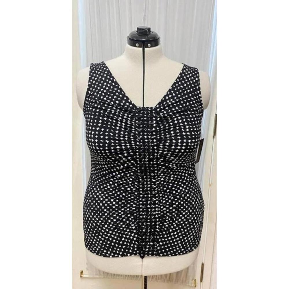 NWT Rafaella Women's Beaded Front Tank Top. Size large.